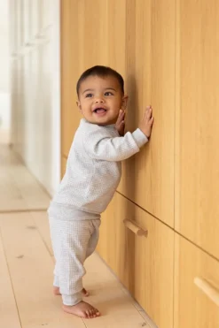 Baby pyjama grijs