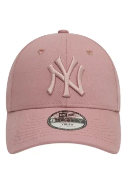 Casual cap rose