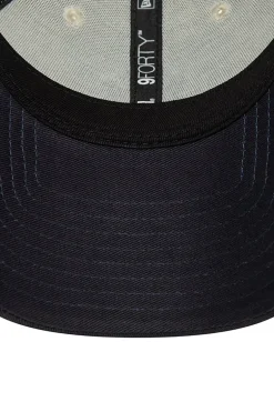Casual cap wit