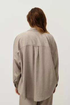 Dames blouse lange mouw bruin