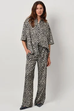 Dames blouse lange mouw bruin