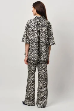 Dames blouse lange mouw bruin
