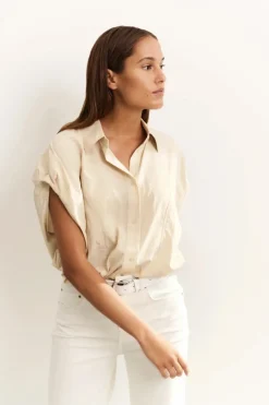 Dames blouse mouwloos bruin