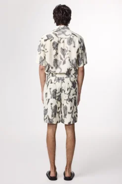 Heren short ecru