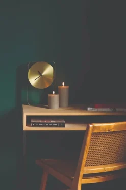 Home deco accessoires bruin